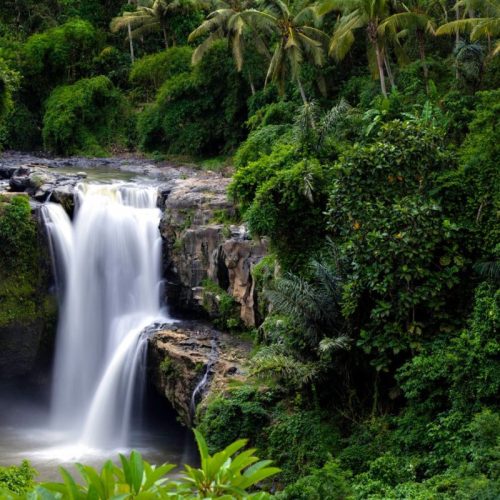 Tegenungan-Waterfall-1